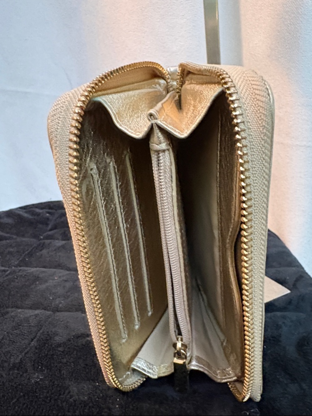 Tory Burch Metallic Gold Leather Zip Wallet - Picture 7 of 17